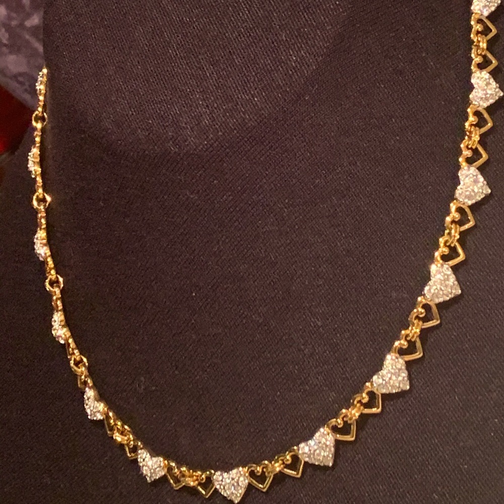 💠SWAROVSKI GOLD-TONE PAVE CRYSTAL HEART NECKLACE✨